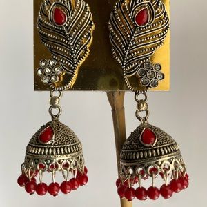 🌸 NWOT Indian Oxidized Earrings